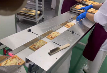 Integrated Pizza Packaging Line